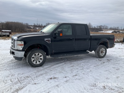Ford F-350 4x4 Crew Cab Pickup