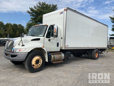 2017 International 4300 SBA 4x2 Kastenwägen