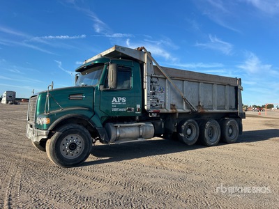 2002 Volvo VHD 8x4 8x4 Tipper Truck