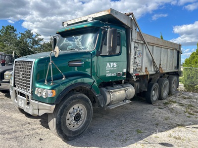 2002 Volvo VHD 8x4 Tri/A Dump Truck