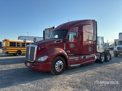 2016 Kenworth T680 6x4 Sleeper Prime Mover