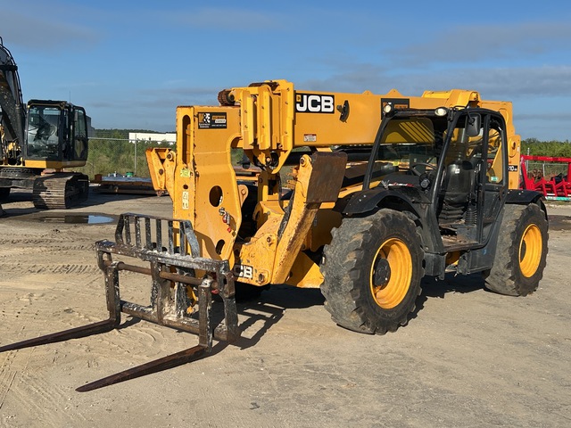 2017 JCB 510-56