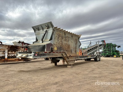 2022 Fasoli 8 ft x 15 ft Low Profile مغذي الكسارات