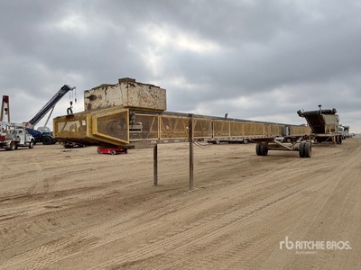 Elrus 36 in x 75 ft Portable Stacking Conveyor