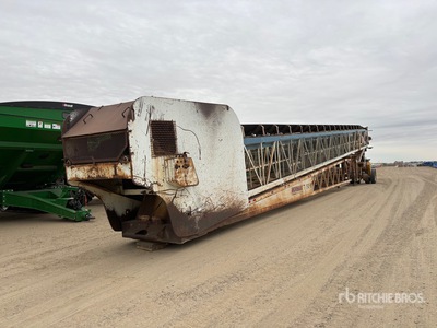 2007 Thor T150-8 36 in x 150 ft Portable Telescopic Radial Stacking Transportador