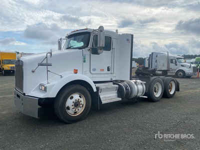 2013 Kenworth T800 6x4 Day Cab Prime Mover