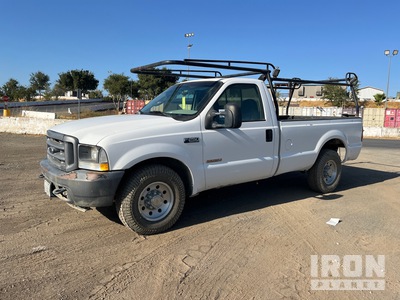2004 Ford F-250 XL 4x2 Pickup