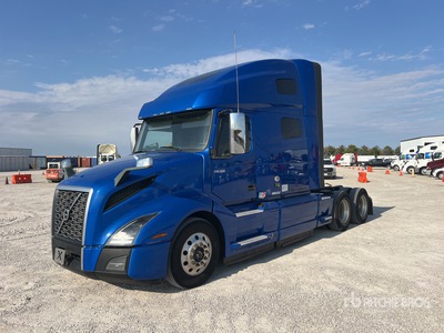 2019 Volvo VNL760 6x4 T/A Sleeper Truck Tractor