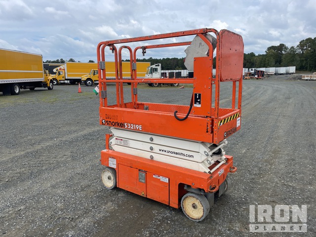 ELEVADOR TIJERA 2018 SNORKEL S3219E