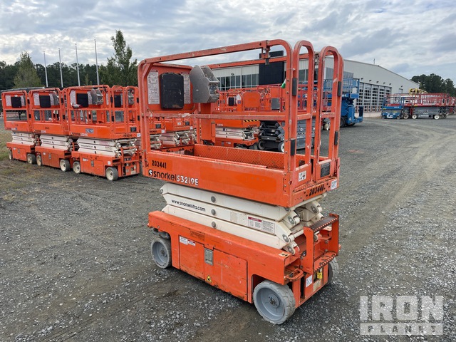 ELEVADOR TIJERA 2018 SNORKEL S3219E