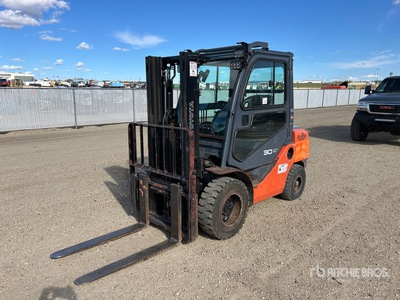 5820 lb Pneumatic Tire Carretilla Elevadora