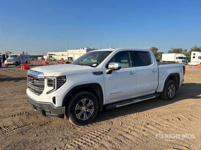 2023 GMC Sierra 1500 SLT 4x4 Crew Cab Pickup