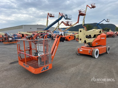 2009 JLG E400AJP Electric Nacelle Articulée