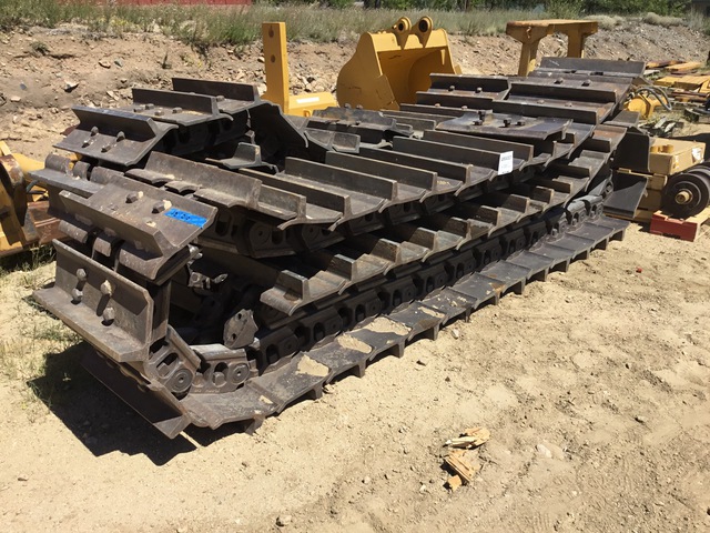 Quantity of (2) 28 in Tracks - Fits Cat D10T Quantity of (2) 28 in Tracks - Fits Cat D10T