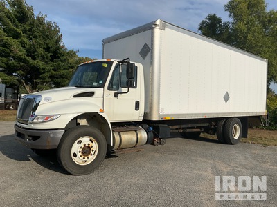 2018 International 4300 4x2 Kastenwägen