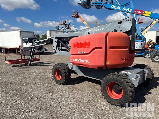 ELEVADOR ARTICULADO 2016 SKYJACK 4WD SJ63AJ