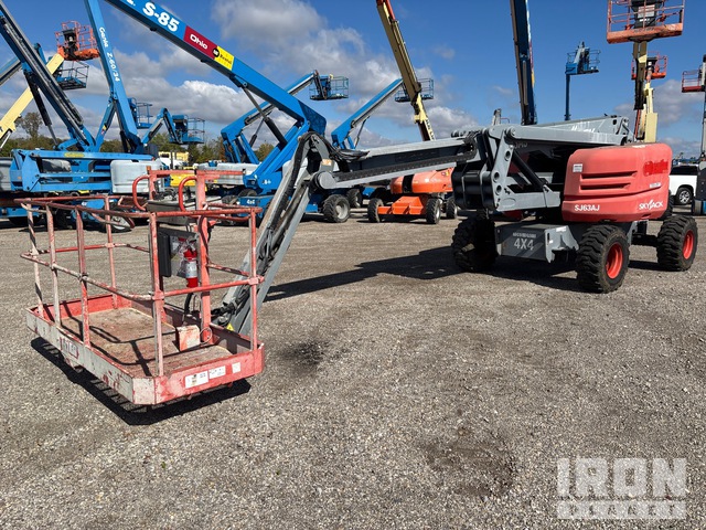 ELEVADOR ARTICULADO 2016 SKYJACK 4WD SJ63AJ