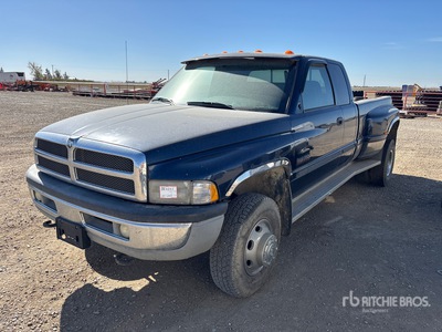 2001 Dodge Ram 3500 SLT Laramie 4x4 Extended Cab Pickup (Inoperable)