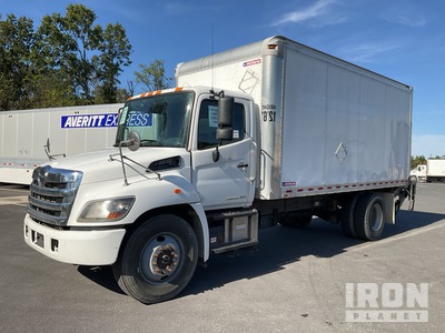 2019 Hino 338 4x2 Autocarro furgonato