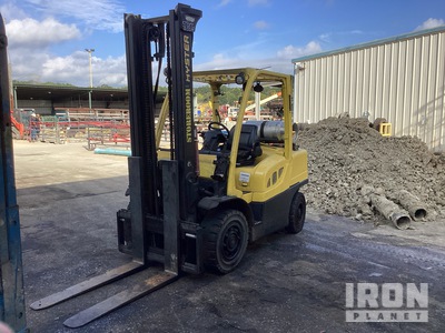 2011 Hyster H80FT 8100 lb Pneumatic Tire Forklift