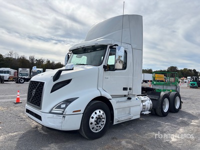 2020 Volvo VNR 6x2 Ciągnik siodłowy T/A z kabiną dzienną