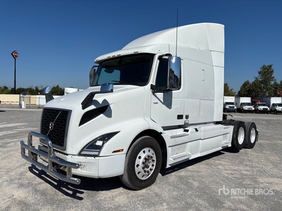 2019 Volvo VNR 6x2 تراكتور شاحنة كابينة النوم (ثنائية المحور)