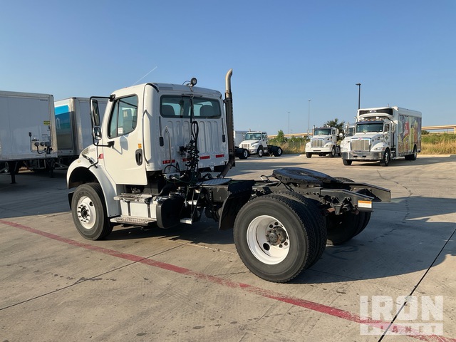 CAMIóN 2016 FREIGHTLINER