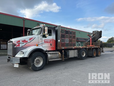 Hiab XS322 Knuckle Boom on 2015 Kenworth T800 8x4 Flatbed Truck with Crane