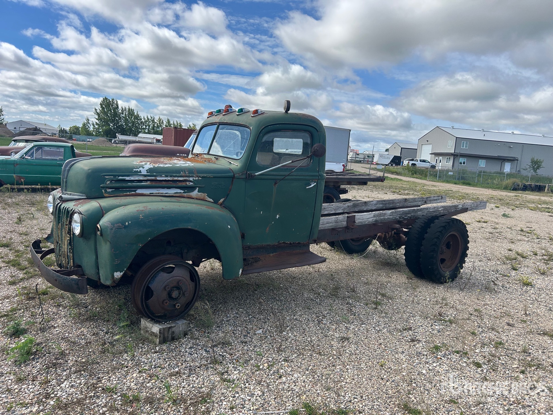 Ford Classic Car (Inoperable)