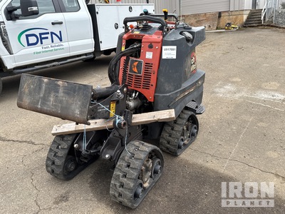 2015 Ditch Witch R300 Mini Compact Track Loader