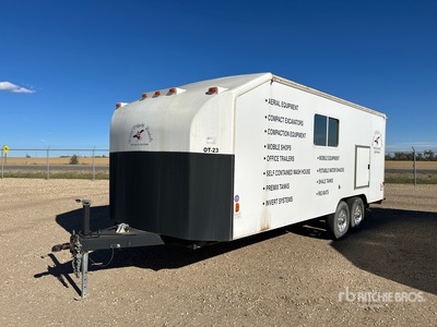 2013 Triple E 20 ft x 8 ft Portable T/A Oficina móvil