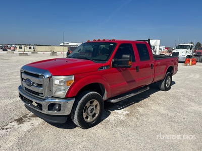 2015 Ford F-350 4x4 Crew Cab بيك اب