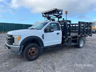 2017 Ford F-550 4x2 Flatbed Truck