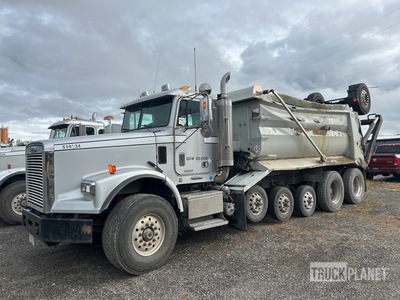 2007 Freightliner FLD 120 14x4 Six Axle Dump Truck