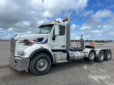 2018 Peterbilt 567 8x4 Tri/A Day Cab Truck Tractor