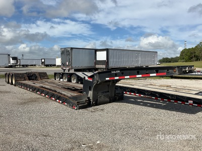2007 Trail King TK110HDG 55 ton Tri/A Removable Gooseneck Lowboy Trailer