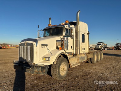 2015 Kenworth T800 8x6 Cabina con cuccetta per trattore stradale 3 assi