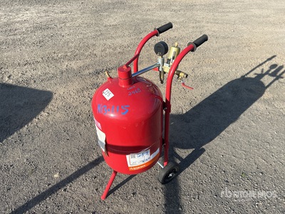 38 L Sand Blaster (Unused)