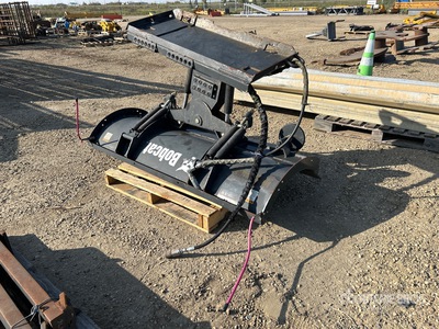 2012 Bobcat 72 SNOW BLADE 72 in Skid Steer Snow Blade