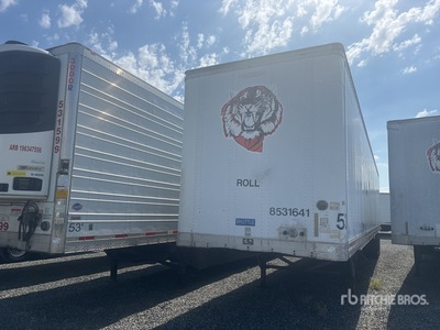 2000 Trailmobile 53 ft x 102 in T/A Geschlossene Anhänger