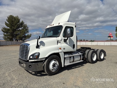 2018 Freightliner Cascadia 125 6x4 T/A Day Cab Truck Tractor