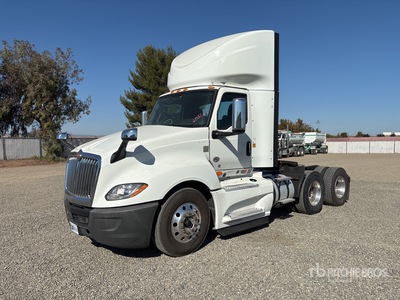 2019 International LT625 3-Achs Sattelzugmaschine