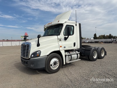 2018 Freightliner Cascadia 125 3-Achs Sattelzugmaschine