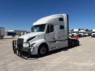 2022 Volvo VNL 6x4 トラックトラクター（T/A）