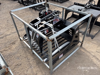 2025 LANDY RRGB44 44 in Rock Benne avec Grappin pour chargeuse à différentiel (Unused)