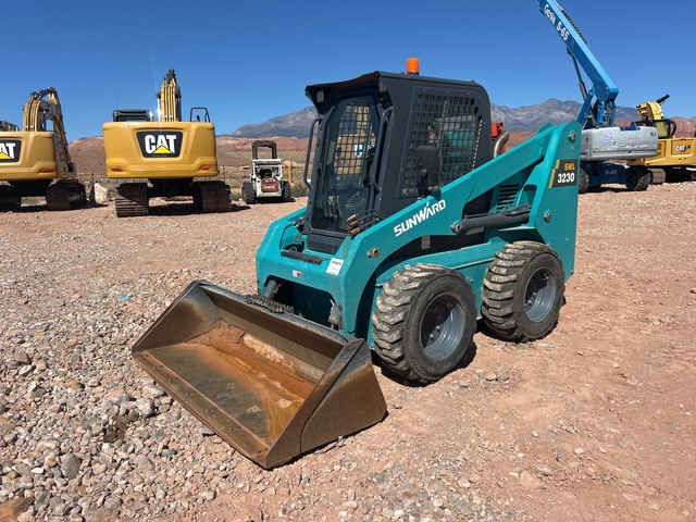 2022 Sunward SWL3230 Skid Steer Loader