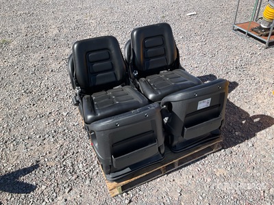 Quantity of (10) 2025 UNI YY53, YY03 Lote de Asientos para Operador (Sin Usar) / Operator Seats (Unused)