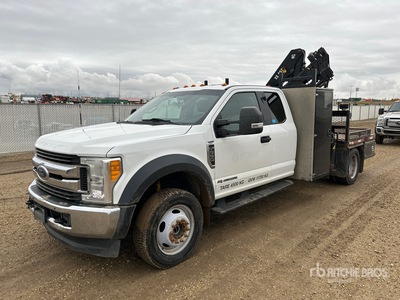 2017 Hiab 055 D-3 CLX 1580 kg Knuckle Boom on 2017 Ford F-550 XLT 4x4 Extended Cab Boom Truck