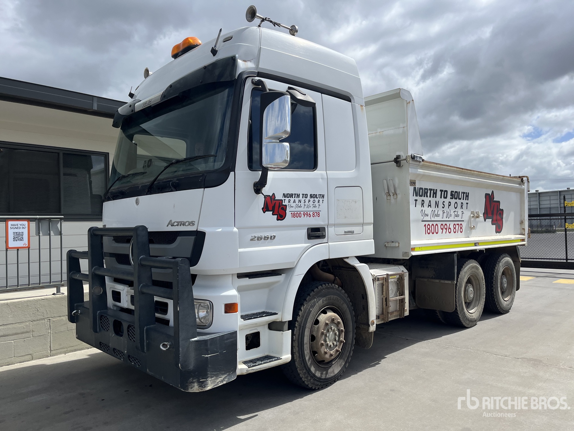 2012 Mercedes-Benz ACTROS 2660 Tipper Truck