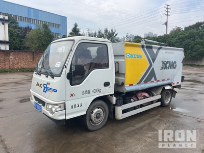 2024 Jianghuai HFC1042PW4K1B4ZS 4x2 Rear Loader サニテーショントラック